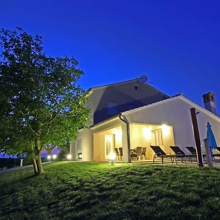 Stari Punat Villa *